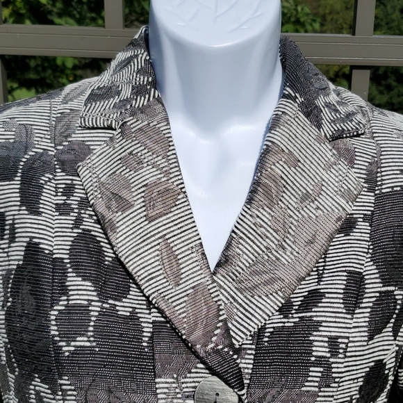 New Coldwater Creek Floral Jacquard Black, Gray & White Jacket/Blazer 8P - Picture 6 of 15